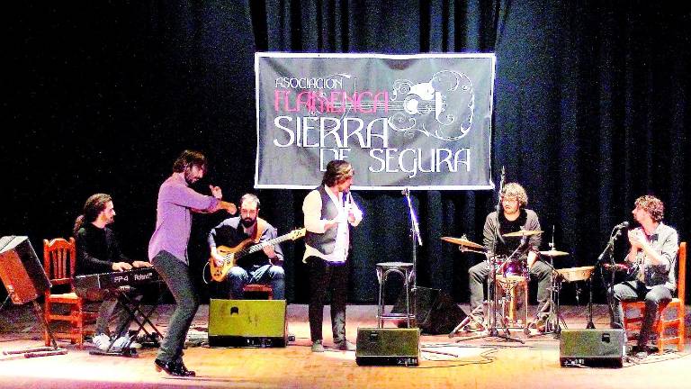 Orcera se rinde a la fusión de jazz y flamenco Orcera se rinde a la fusión de jazz y flamenco