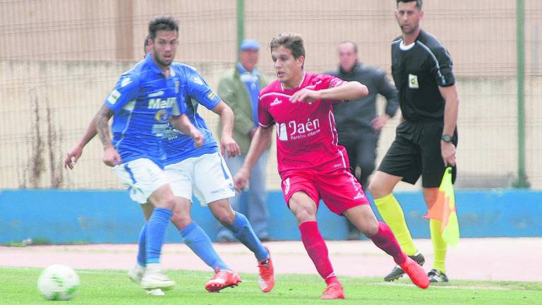 El Linares hace cábalas para seguir El Linares hace cábalas para seguir