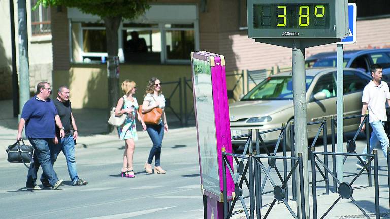 Los 40 grados ya están muy cerca Los 40 grados ya están muy cerca
