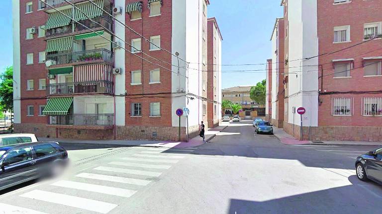 Un incendio en Linares se cobra tres afectados leves Un incendio en Linares se cobra tres afectados leves