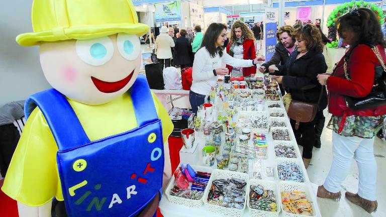 La III Feria de los Pueblos abre sus puertas en la Ifeja La III Feria de los Pueblos abre sus puertas en la Ifeja