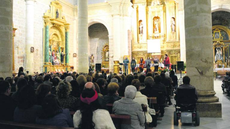 Música e iluminación en unas fiestas de ensueño Música e iluminación en unas fiestas de ensueño