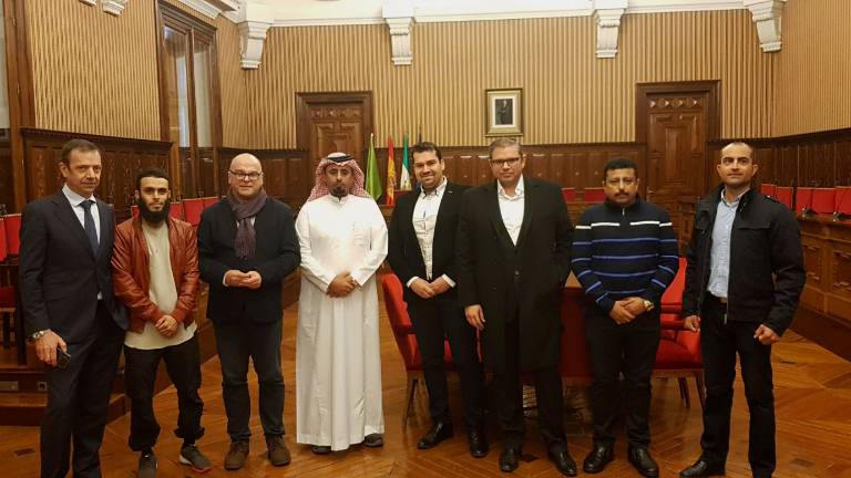 Un jeque de Arabia Saudí se interesa por el mercado del aceite Un jeque de Arabia Saudí se interesa por el mercado del aceite