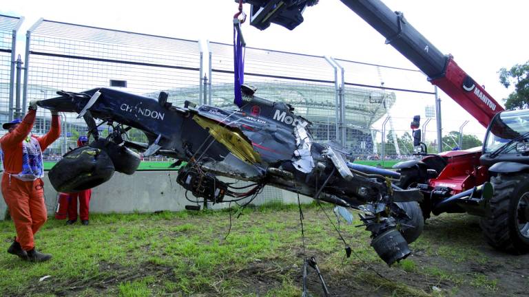 Alonso renace en Albert Park