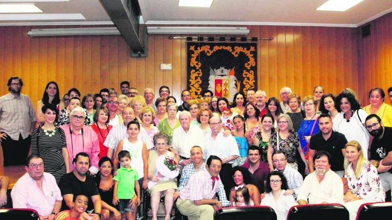 Un homenaje centenario Un homenaje centenario