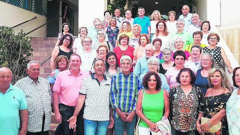 Los vecinos de Santa Elena visitan Aguadulce