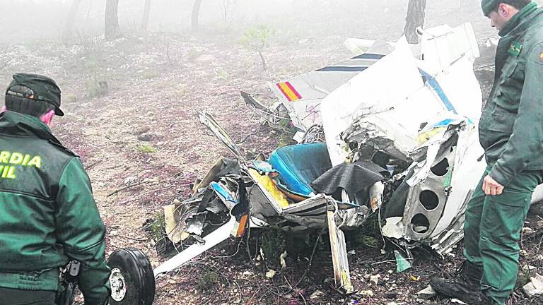 Expertos investigan el porqué del accidente aéreo de Segura Expertos investigan el porqué del accidente aéreo de Segura