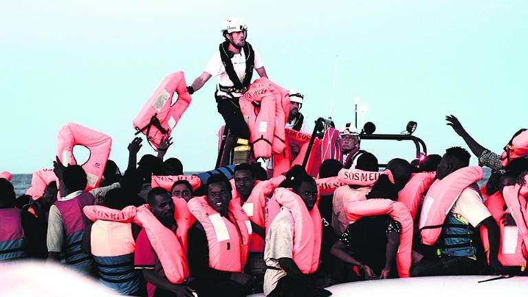 España recibirá el barco “Acuarius” con 600 refugiados España recibirá el barco “Acuarius” con 600 refugiados