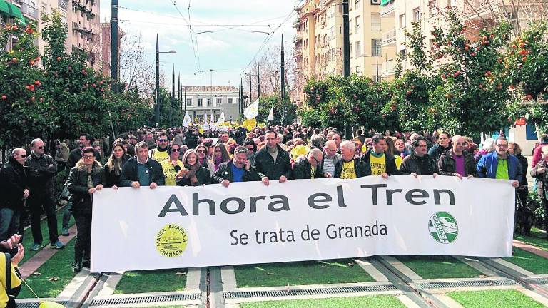 Granada clama por el AVE Granada clama por el AVE