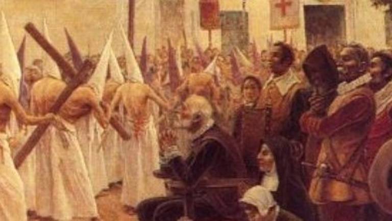 Las primeras túnicas cofrades Las primeras túnicas cofrades