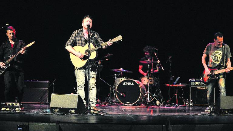 Música y humor para luchar contra el cáncer desde Jaén Música y humor para luchar contra el cáncer desde Jaén