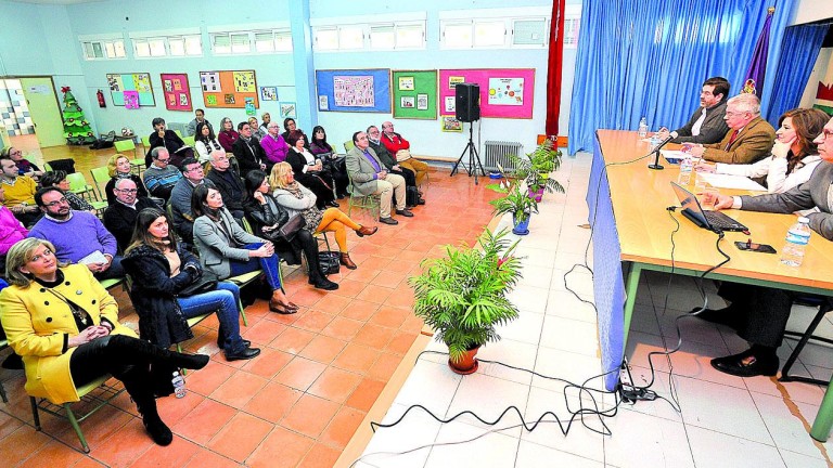 La Junta garantiza la calidad educativa en el nuevo colegio