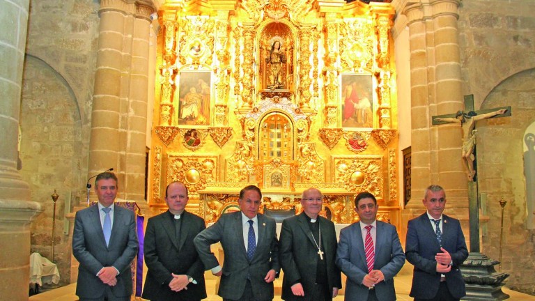 La parroquia de San Pedro Apóstol brilla más que nunca