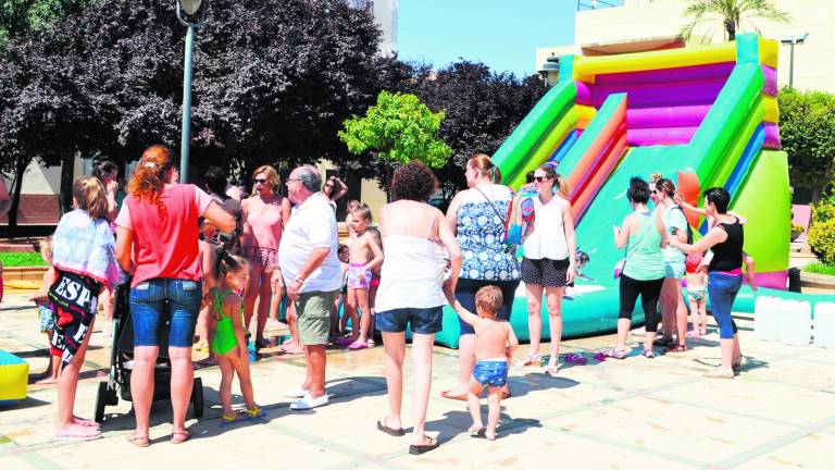 Atracciones acuáticas para paliar las altas temperaturas Atracciones acuáticas para paliar las altas temperaturas