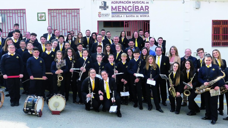 La Agrupación Musical de Mengíbar reestrena “casa”