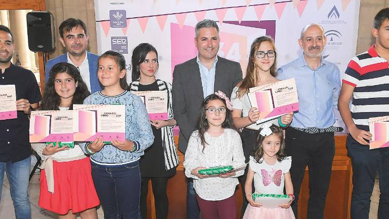 Premios al talento narrativo y de diseño de marcapáginas Premios al talento narrativo y de diseño de marcapáginas