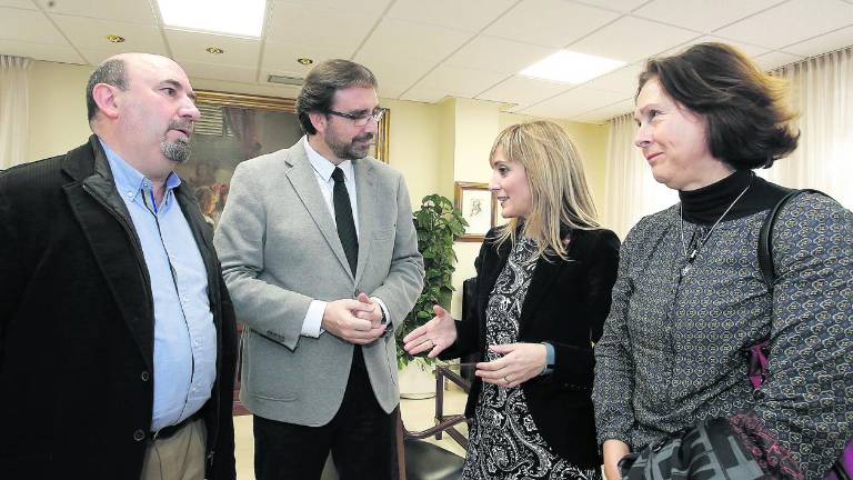 UGT evita guiar el voto para el relevo de Cándido Méndez UGT evita guiar el voto para el relevo de Cándido Méndez