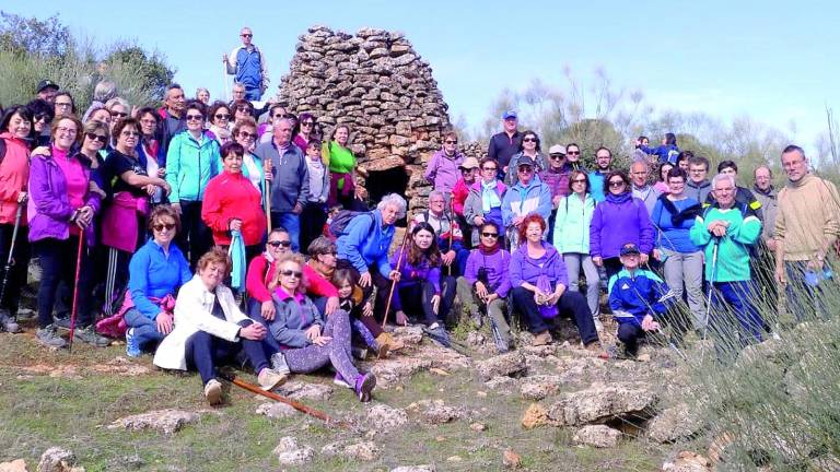 Un ruta por el patrimonio de la piedra seca Un ruta por el patrimonio de la piedra seca