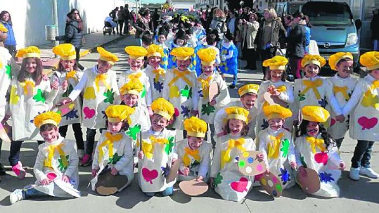 Color en el Carnaval para niños de Lopera