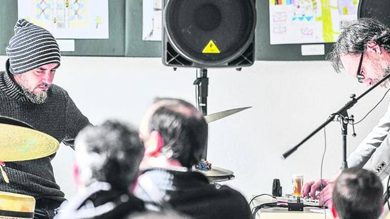 El Club de Jazz de Jaén triunfa en la UJA El Club de Jazz de Jaén triunfa en la UJA