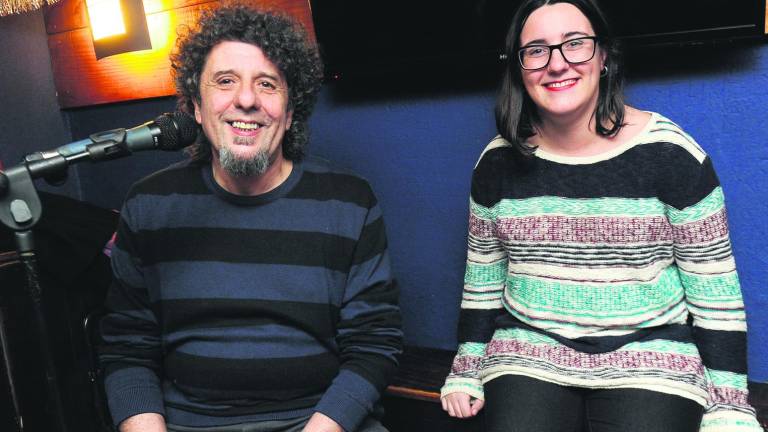 La Caja de Lot, versos y miscelánea de voces La Caja de Lot, versos y miscelánea de voces