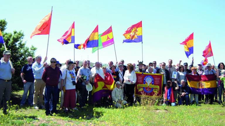 Gratitud a los brigadistas en Lopera