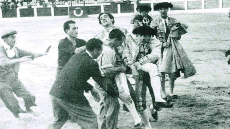 Canito, el fotógrafo que inmortalizó a Manolete Canito, el fotógrafo que inmortalizó a Manolete