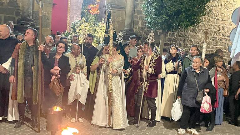 La Virgen de la Estrella ilumina Sabiote durante las Fiestas del Medievo
