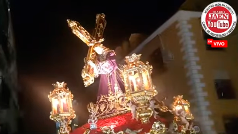 El Abuelo vuelve a ser el Rey de la capital en la Madrugada jiennense