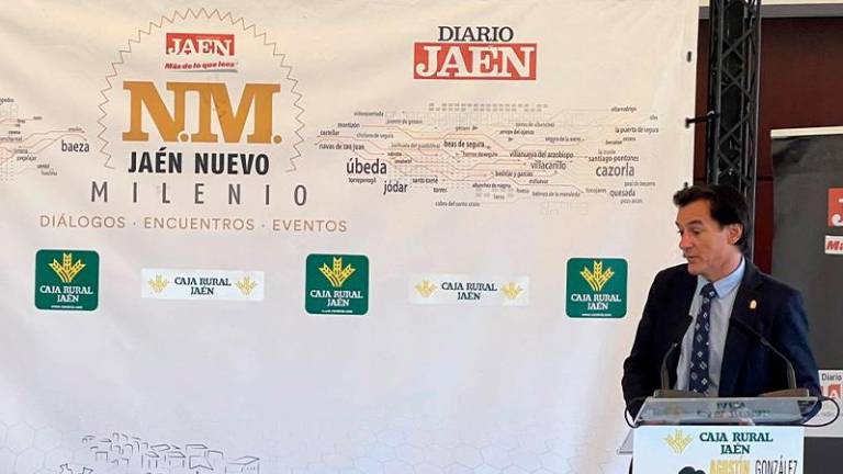 Agustín González: “Estos cien días son sólo los grandes teloneros del magnífico concierto que daremos en los próximos años”