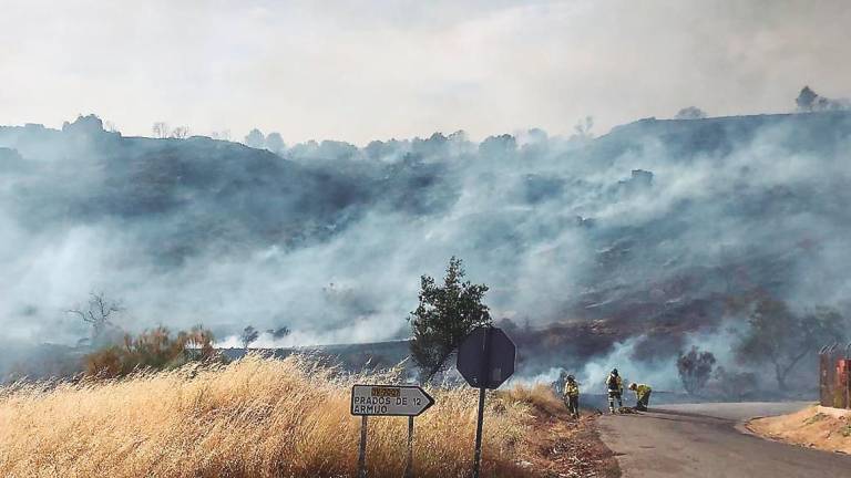 Estabilizado el incendio forestal en Beas de Segura