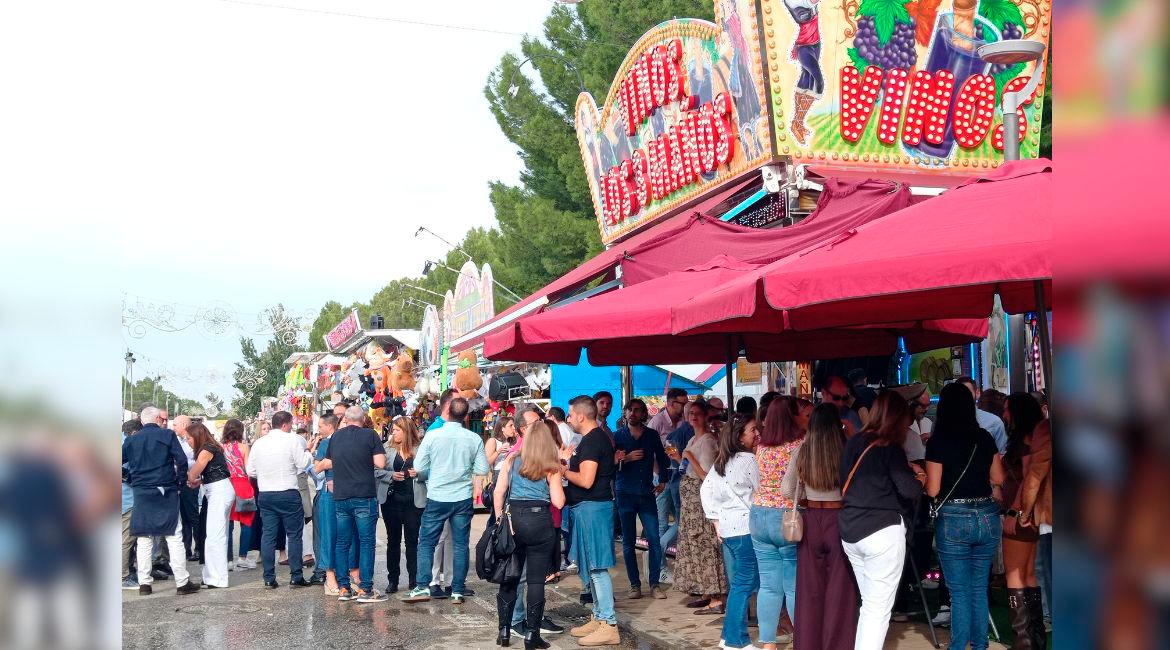 Buen ambiente en el recinto ferial, ayer por la tarde. / Fran Miranda / Diario JAÉN.
