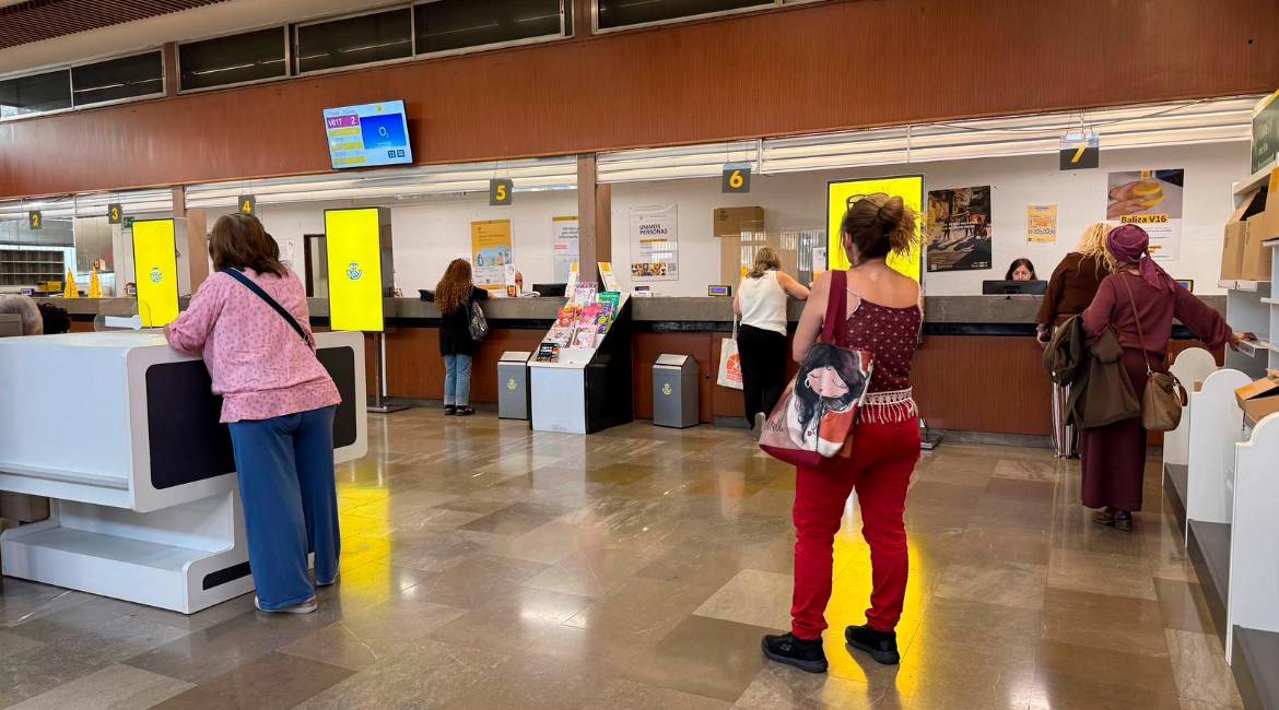 El Gobierno activa la atención presencial para la regularización de inmigrantes que transcurre con normalidad en la provincia de Jaén. / Subdelegación del Gobierno.