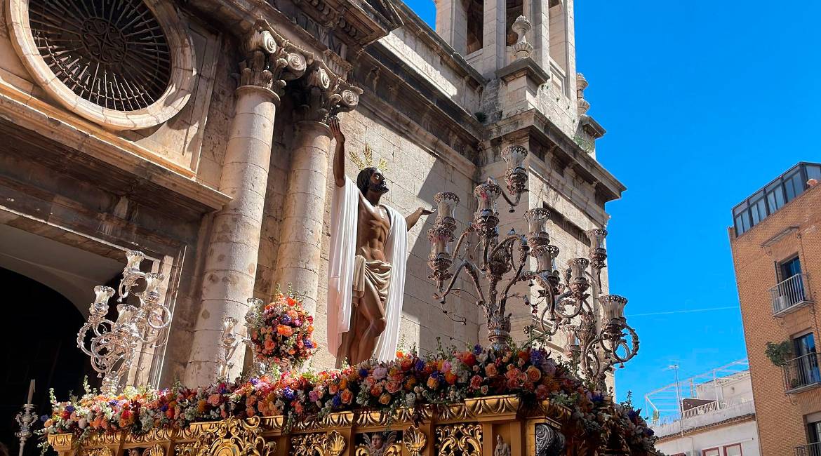 El Resucitado durante su encierro en San Ildefonso. / Fotografías: A. Bravo.