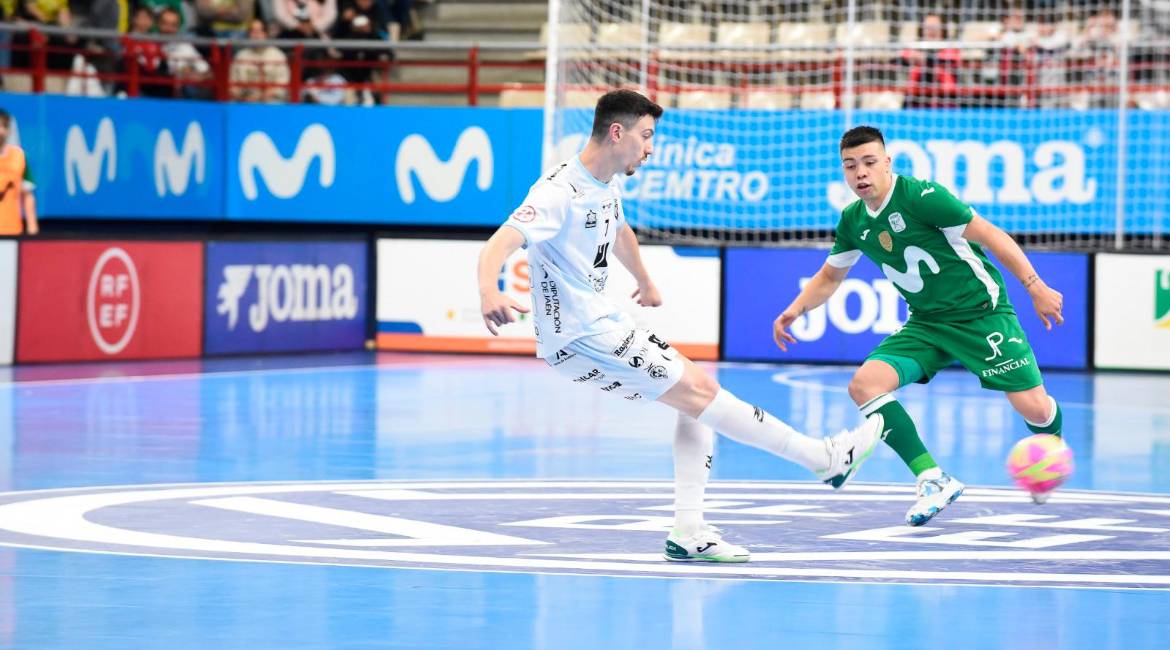 Trindade, durante una acción del partido. / Movistar Inter.