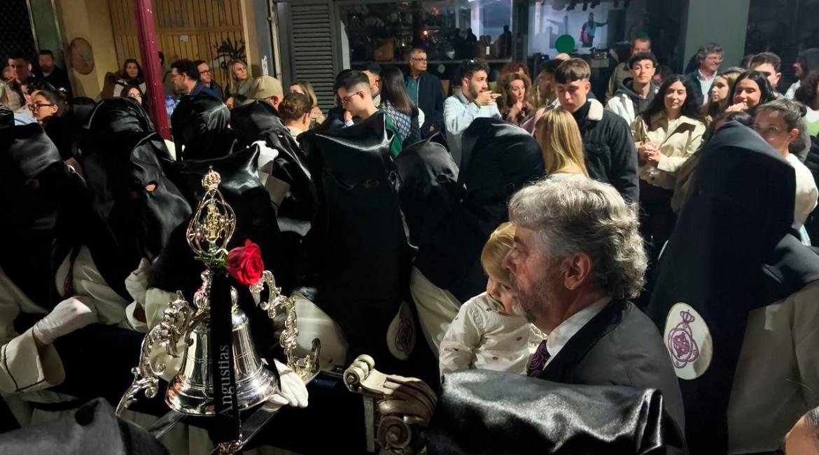 El director del Diario JAÉN, Juan Espejo, antes de realizar la “levantá”. / J. Moyano.