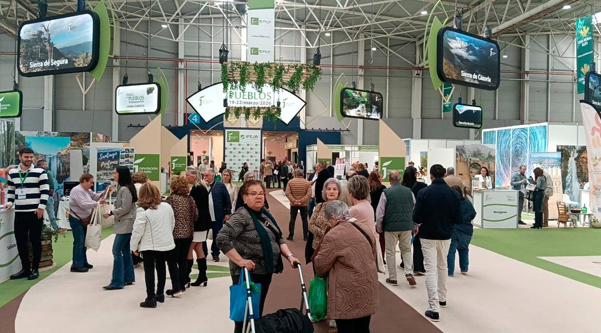 Asistentes a la jornada del viernes de la Fedria de los Pueblos 2026 celebrada en Ifeja. / F. Gaitán.