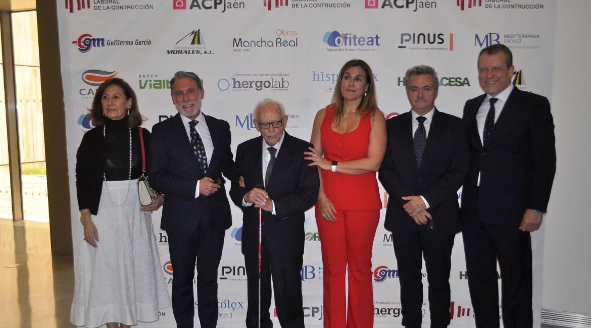 María Eloísa Ramírez, Manuel Rubio, Luis Berges, Cristina Delgado, Jacobo Berges y José Ángel Mesa. / F. Gaitán / Diario JAÉN