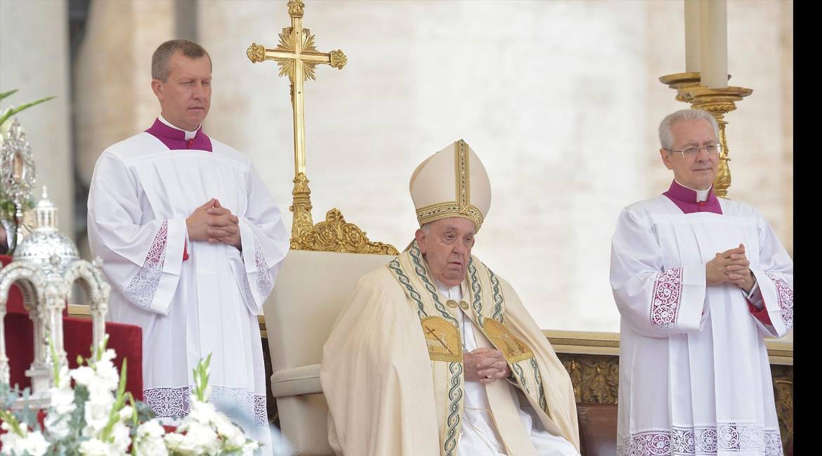 El Papa Francisco durante la proclamación de nuevos santos de la Iglesia Católica en la Jornada Mundial de las Misiones 2024. / Europa Press.