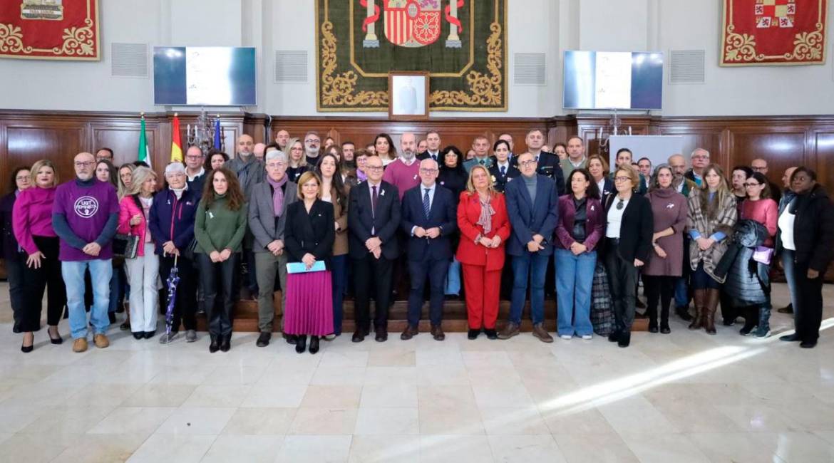 Acto institucional en la Subdelegación del Gobierno con motivo del 25N.