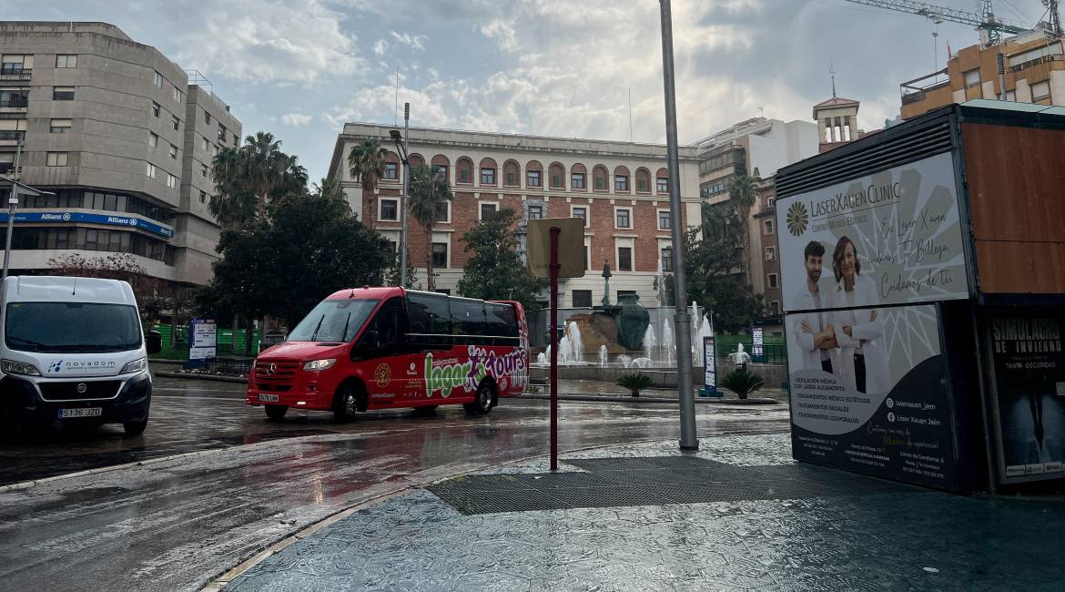 Cielo nublado en el centro de Jaén. / Jason Moyano.
