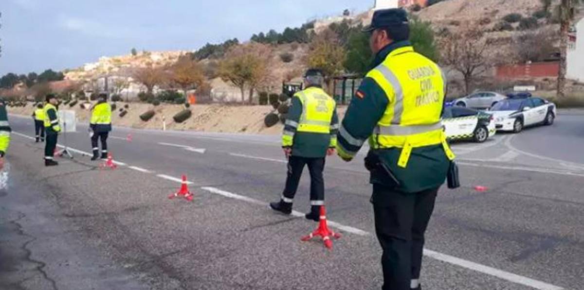 Sorprendido duplicando la tasa de alcoholemia el conductor de un autobús en Sierra Mágina Sorprendido duplicando la tasa de alcoholemia el conductor de un autobús en Sierra Mágina