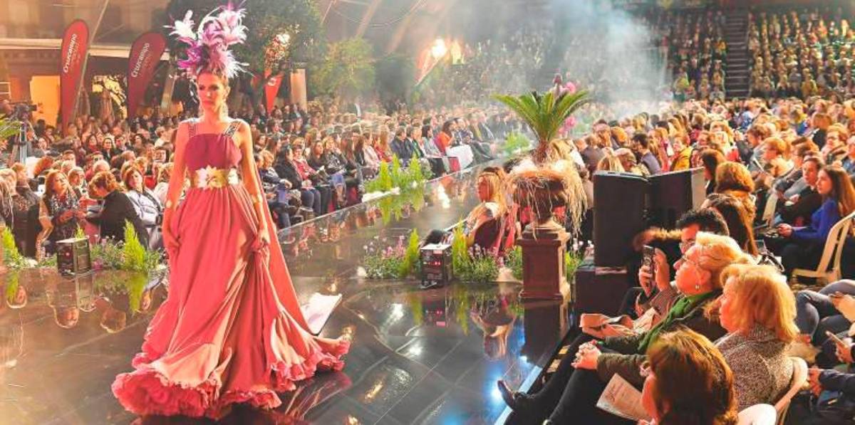 Andújar Flamenca, la pasarela de moda más esperada del sector Andújar Flamenca, la pasarela de moda más esperada del sector
