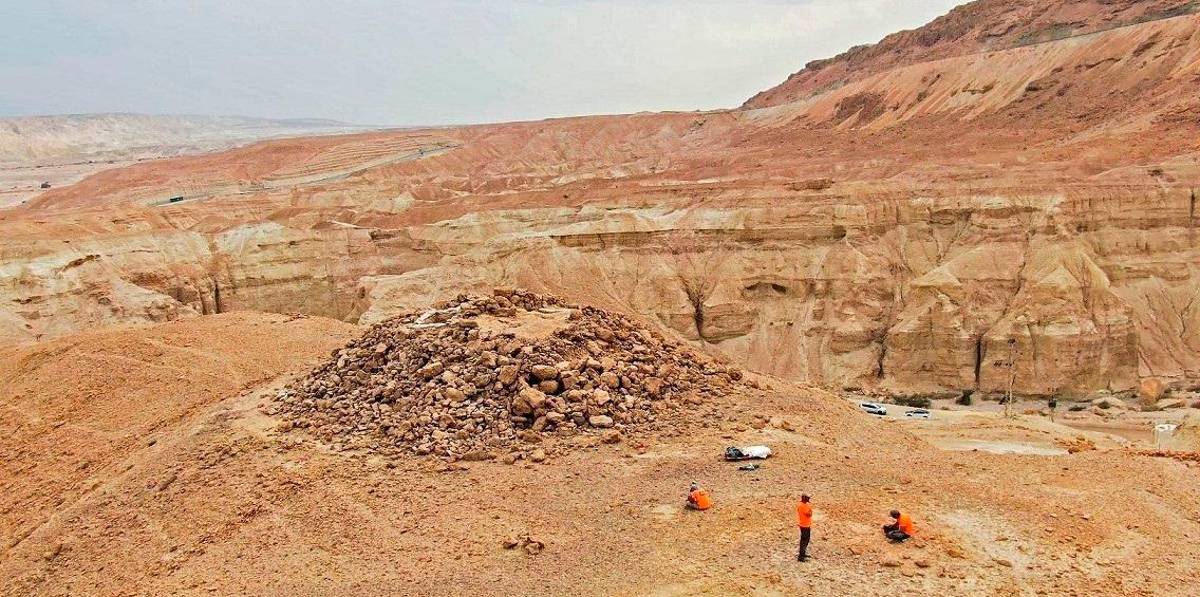 ¿Una caja del tiempo de 2.200 años en pleno desierto? ¿Una caja del tiempo de 2.200 años en pleno desierto?