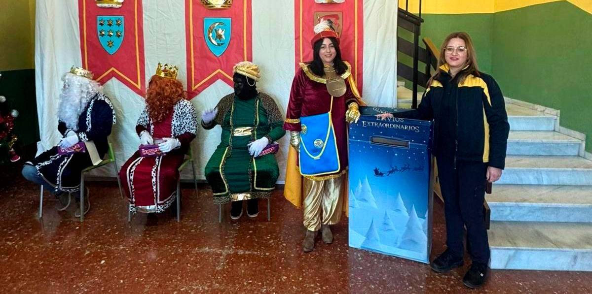 El buzón de Correos ya tiene las cartas de los niños de Jaén