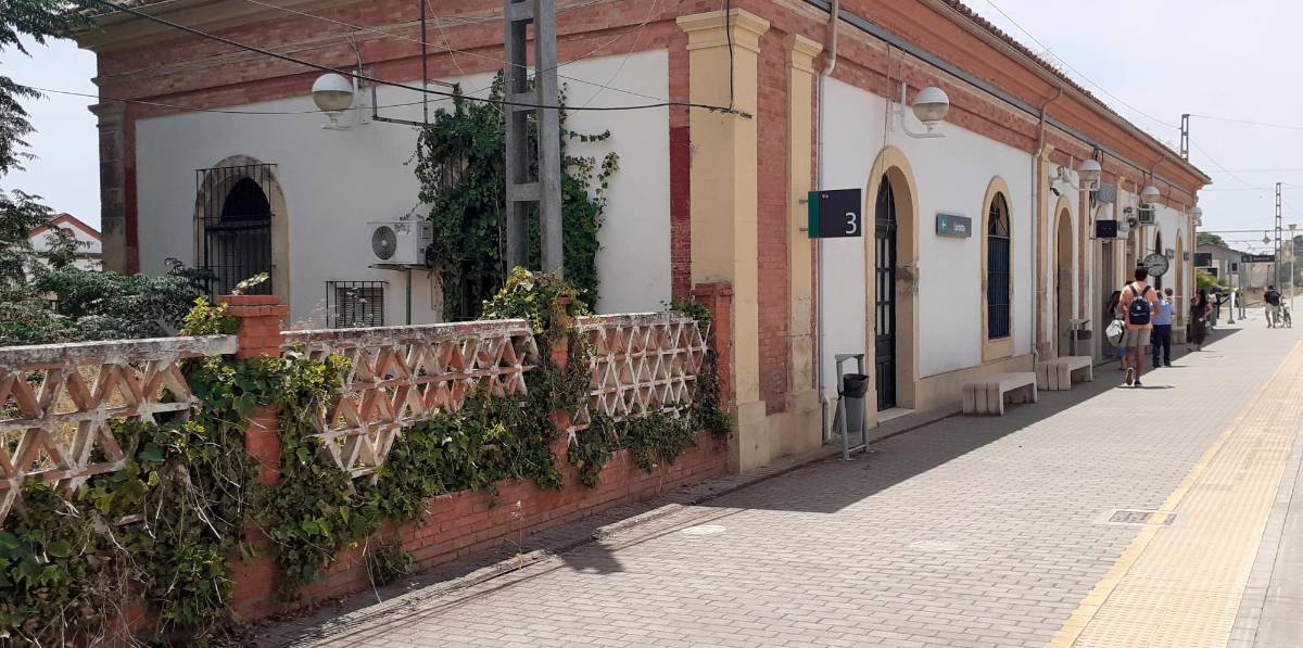 Avería de casi dos horas del tren de pasajeros Sevilla-Jaén Avería de casi dos horas del tren de pasajeros Sevilla-Jaén