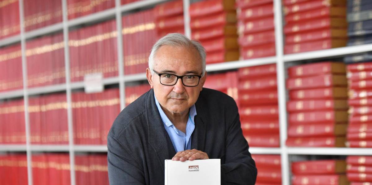 Miguel Ortega: “Me puedo jubilar tranquilo después de hacer este libro” Miguel Ortega: “Me puedo jubilar tranquilo después de hacer este libro”