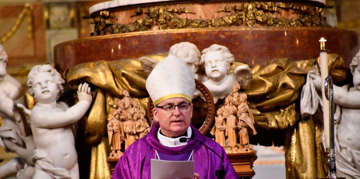 El obispo de Jaén pide a los fieles una oración ante el inicio del cónclave El obispo de Jaén pide a los fieles una oración ante el inicio del cónclave