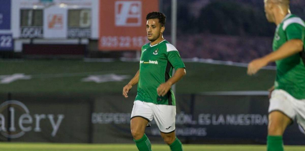 Ya es oficial: Pituli ficha por el Real Jaén Ya es oficial: Pituli ficha por el Real Jaén