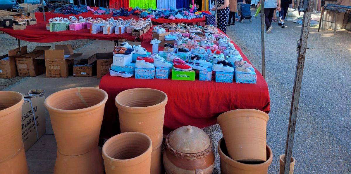 El mercadillo de Jaén se traslada este jueves al Bulevar por las fiestas de la Virgen de la Capilla El mercadillo de Jaén se traslada este jueves al Bulevar por las fiestas de la Virgen de la Capilla